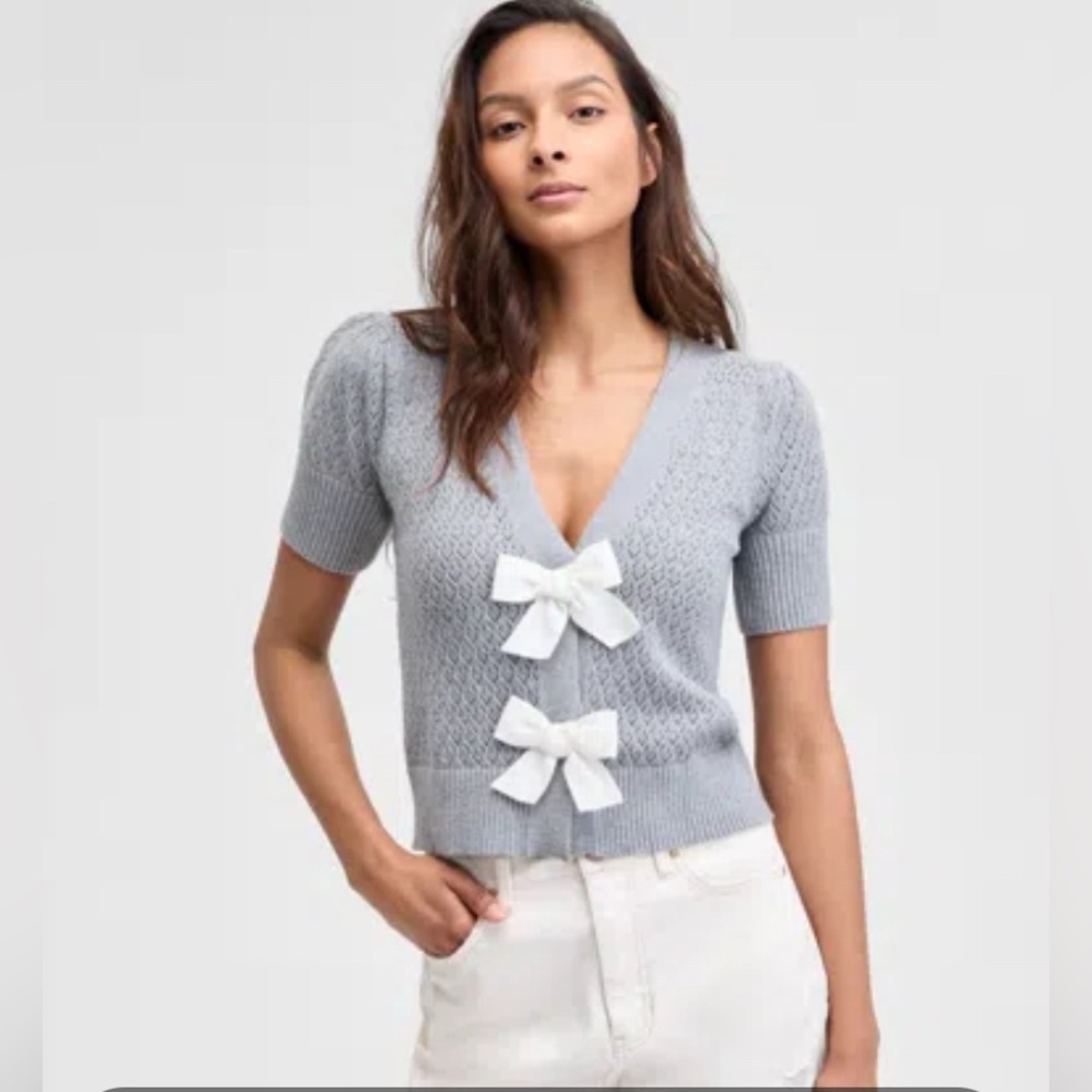 Chic Gray Cardigan with White Bow Details